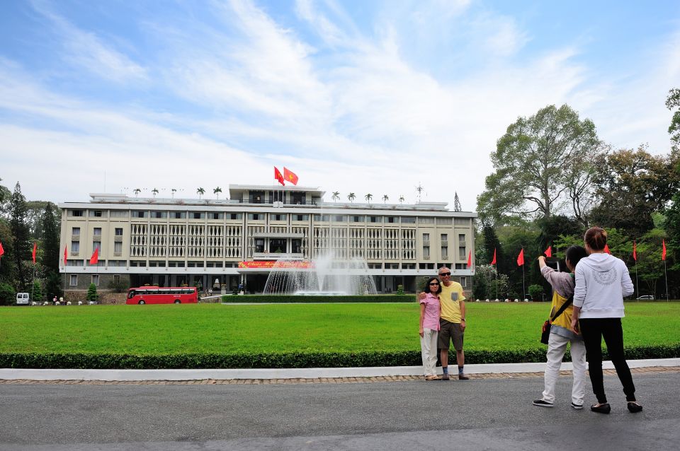 Ho Chi Minh: Customize Your HCMC Tour: English or German - Choosing Up to Six Stops: What Each Attraction Feels Like