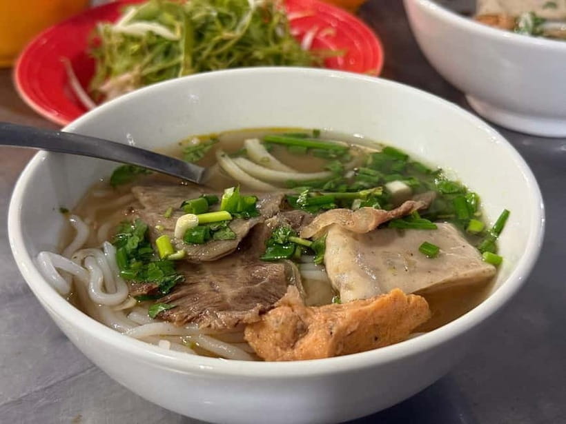 Ho Chi Minh: Original Walking Street Food Tour with Foodies - Key things to know before you go