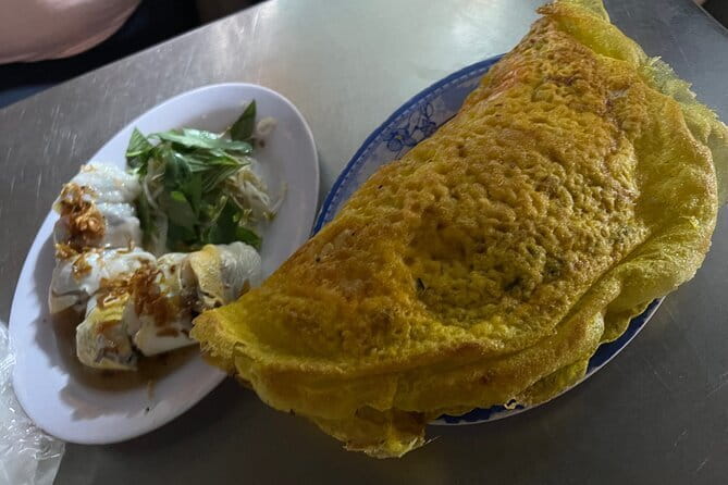 Ho Chi Minh Street Food & City Sights with Local Female Guide - Price and Value: Why $35.02 Can Be a Good Deal Here