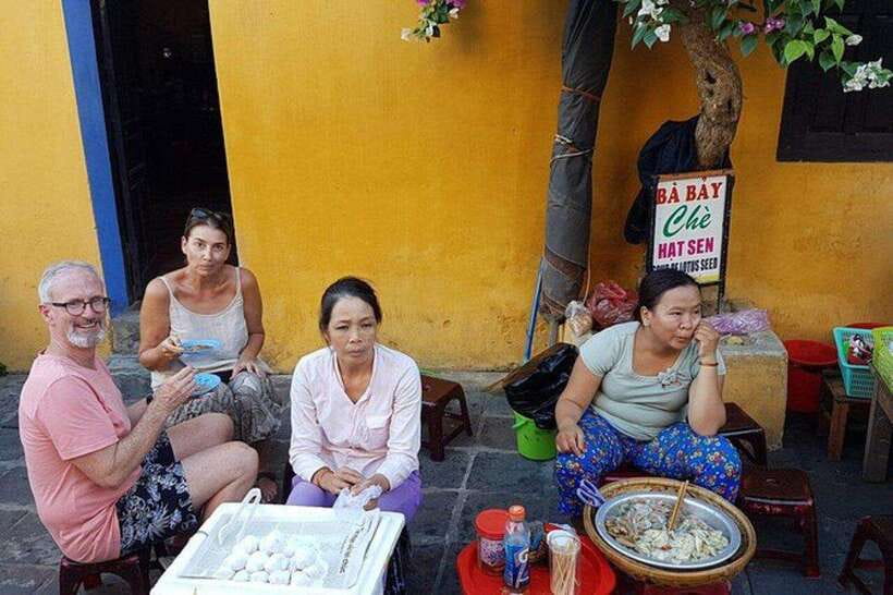 Ho Chi Minh: Tasty Vegan Food and local Beer by Motorbike - Logistics That Matter: Pickup, Separate Entrance, and Group Style