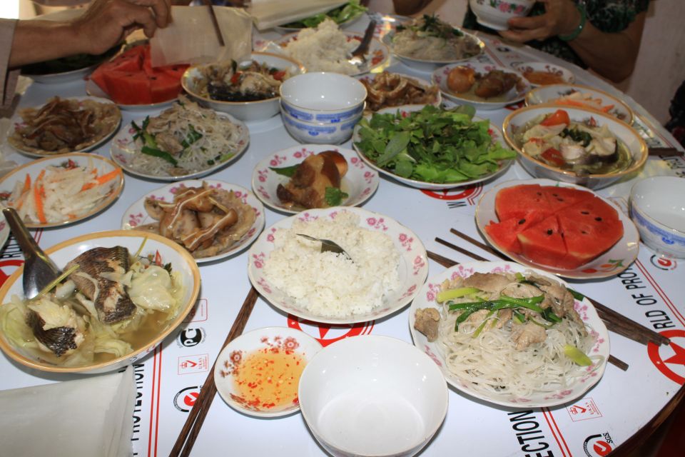 Ho Coc Beach, Nature Reserve & Dragon Fruit Farm Day Tour - The wet seafood market + Phuoc Buu Nature Reserve