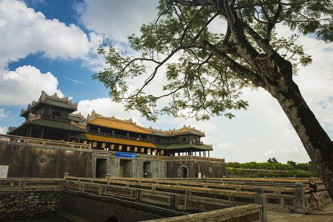 Images of Vietnam In 11 Days - Departure from Ho Chi Minh City - Day 8: Ninh Binh region and Tam Coc by bamboo boat