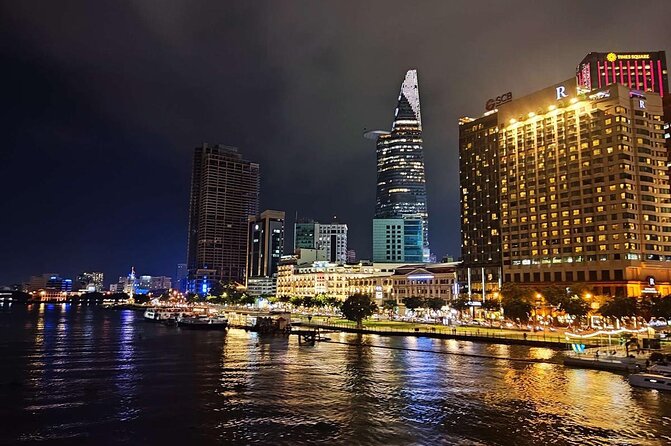 Indochina Queen Dinner Cruise on Saigon River - Live Music and Flamenco-Style Dancing: fun show, mixed tastes