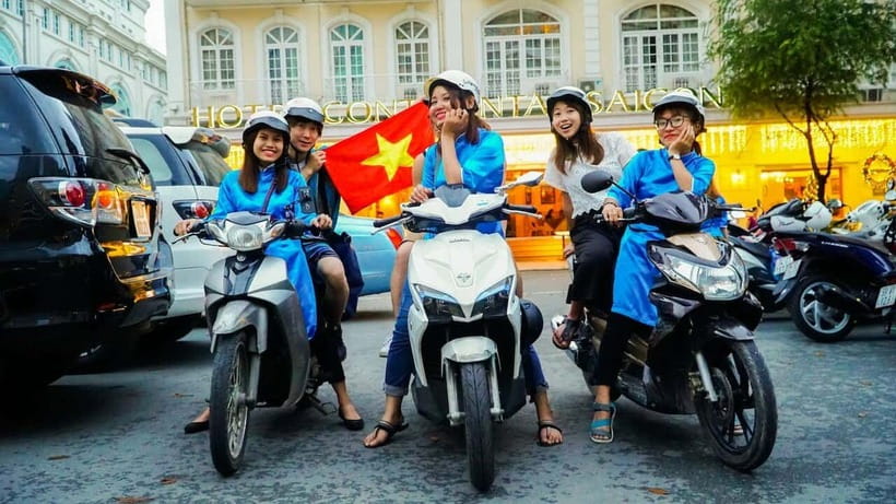 KISSTOUR | Motorbike Food Tour Female Drivers in Ho Chi Minh - The Food Menu That Actually Changes Your Night