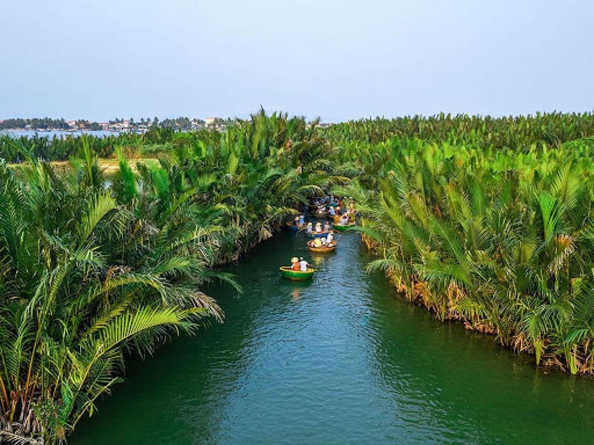 MeKong Delta Tour 1 Day - My Tho First Stops: Mekong Restop Snacks and Vinh Trang Pagoda