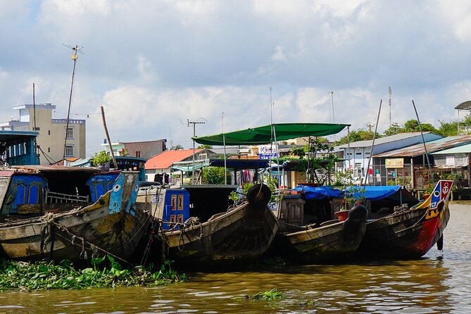 MEKONG DELTA TOUR TO FLOATING MARKET CAI BE from HCM city - Lunch on an Island Orchard: What You Should Expect