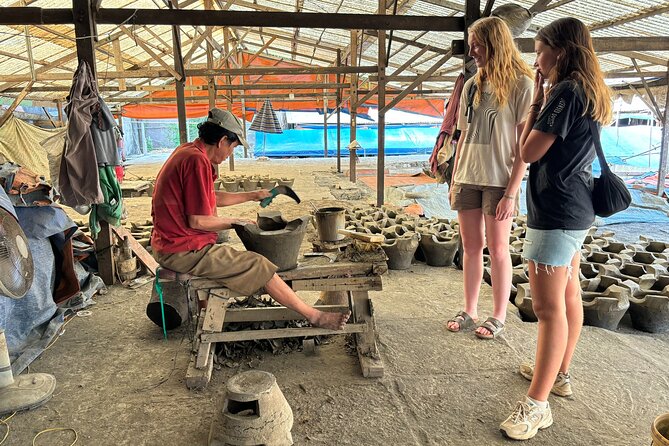 Motorbike Tour Saigon Hidden Gems and Food Tasting - Riding Saigon by Motorbike: Why This Format Works
