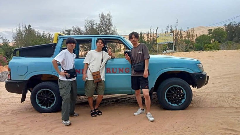 Mui Ne Day Tour from Ho Chi Minh – Sand Dunes & Beach - Guide Quality and Communication: Why It Can Feel Smooth or Tight