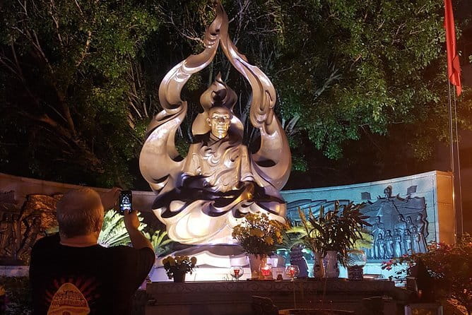 Night Food Tour in Saigon By Scooter - How the 12 Foods and Drinks Actually Work