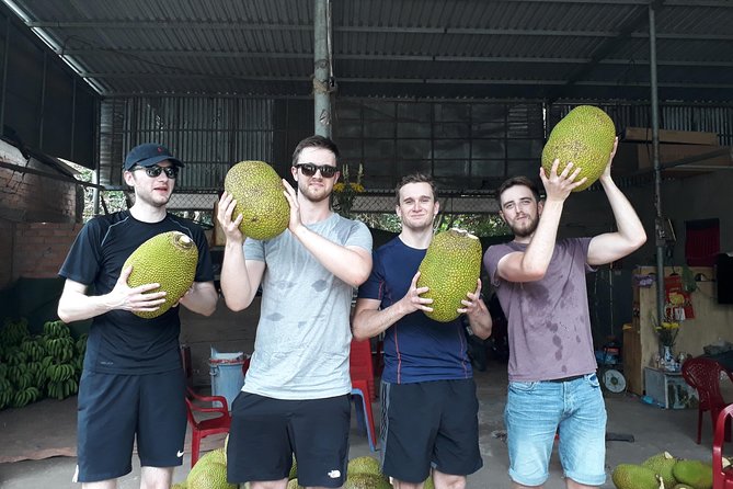 Off The Beaten Track The Mekong By Bike,boat & Kayak Day Trip - Lunch with locals: what’s included and how to get the most out of it