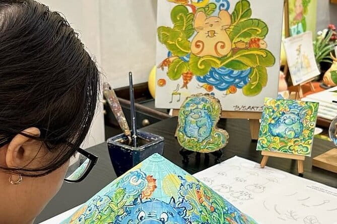 Paint & Personalize a Vietnamese Non La with B/S Art Studio topic - Step-by-Step Non La Painting (and How Not to Stress the Curves)