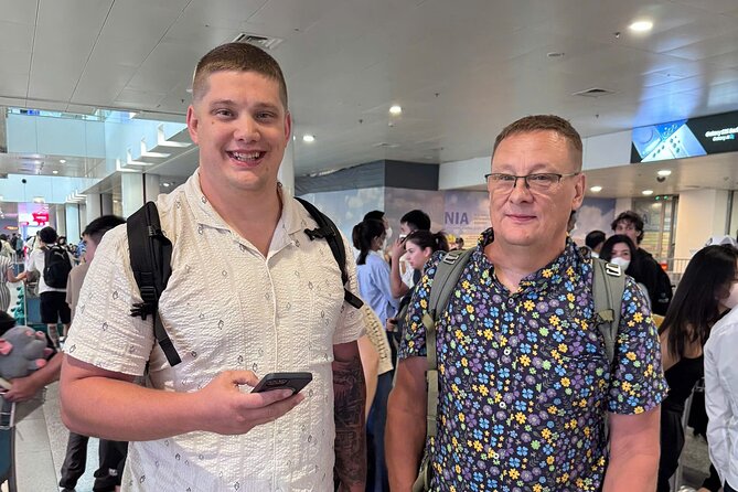 Premium Fast Track Service at Ho Chi Minh City Airport - Baggage Porter and Meeting Your Pickup Without Wandering