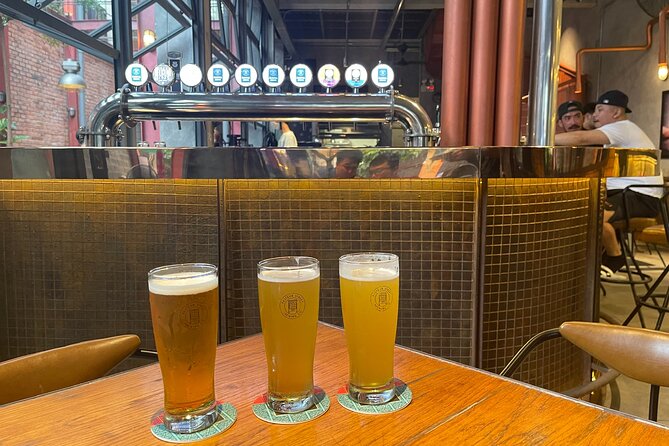 Private Craft Beer and Sightseeing Adventure Tour on Scooter in Ho Chi Minh City - Stop 1: Nguyen Thien Thuat Apartment Buildings and everyday city life