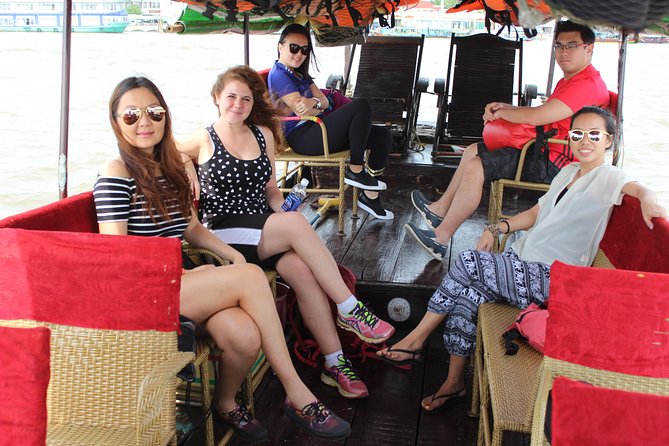 Private Cu Chi Tunnels and Mekong Delta full day - My Tho in the Mekong Delta: Tien River cruise, orchard fruit, and Don ca tai tu