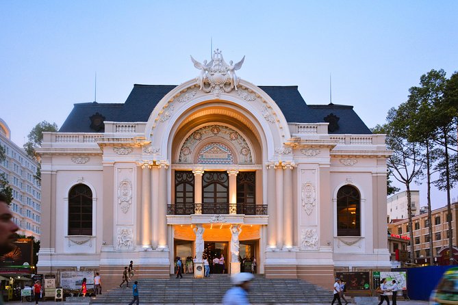 Private Ho Chi Minh City Tour - Dong Khoi Street and Saigon Opera House: colonial glamour in motion