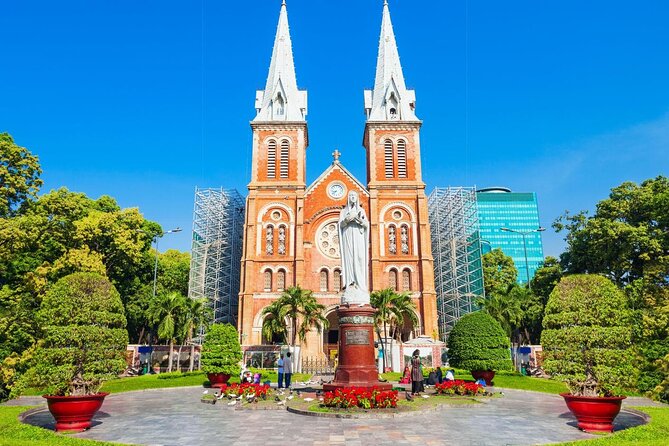 Private Ho Chi Minh City Tour Full day Trip - Giac Lam Pagoda and the Cho Lon area: a quieter shift to the east