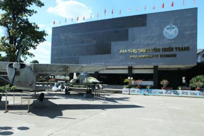 Private Ho Chi Minh City Tour - Shore Excursions - Independence Palace: Walking Through a Political Time Capsule