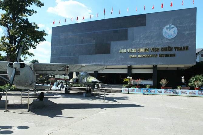 Private Ho Chi Minh City Tour - Shore Excursions - Independence Palace: Walking Through a Political Time Capsule