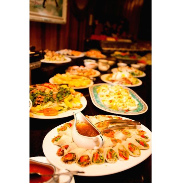 Private Jeep Tour Saigon by Night & Cruise Dinner with Music - Should you book this night cruise with Jeep pickup?