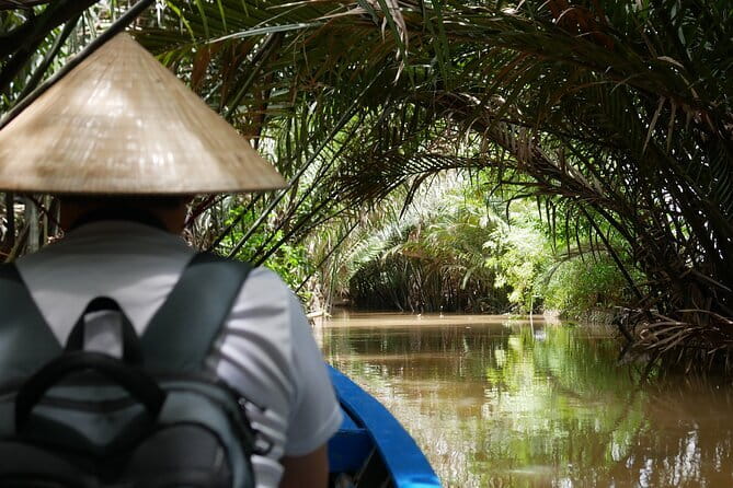 Private Luxury Tour Mekong Delta 1 day - Vinh Trang Pagoda: the Mekong Delta’s largest ancient temple