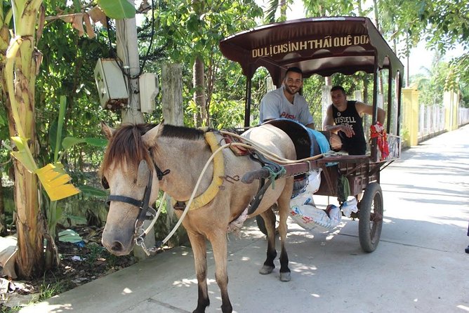 Private Mekong Delta Tour – Boat Ride & Local Lunch - The riverside lunch: one meal done right
