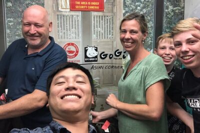 Private Transfer From Saigon Center To Tan Son Nhat Airport (SGN) - The driver experience: English support and on-the-way city notes