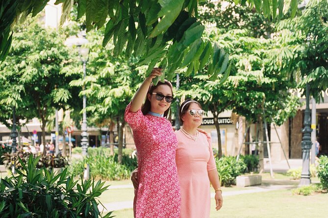 Professional Photo Services in Ho Chi Minh City & Vietnam - Meeting at Saigon Central Post Office: easy start, smart location