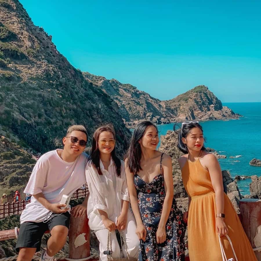 Quy Nhon Island Day Tour: Ky Co Beach, Eo Gio - Nhon Hai fishing village lunch and bánh xèo mực