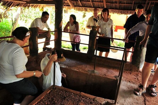 Remembering Long Tan- Nui Dat Battle : A Tour of Historic Sites - Horseshoe Hill: another diggers base in the mix