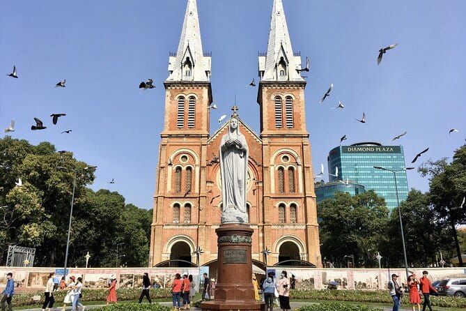 Sai Gon City Tour and Dinner On Cruise Half Day - Central Post Office: an architectural pause before you head to the water