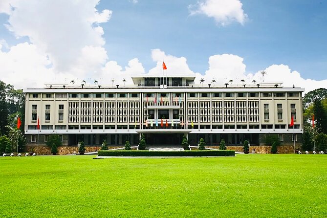 Saigon City and Chinatown Exploration with Water Bus Adventure - Reunification Palace and the “then-and-now” feeling