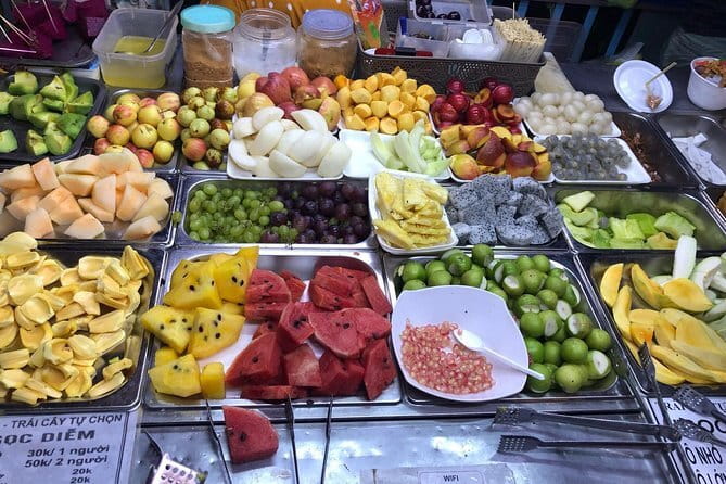 Saigon Local Sightseeing Free Walking Tour - What Nana’s guiding style brings to the walk