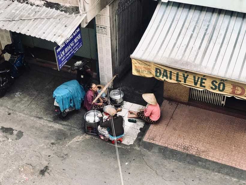 Saigon Local Sightseeing Walking Tour - Old apartments in Ho Chi Minh City: the daily-life reality check