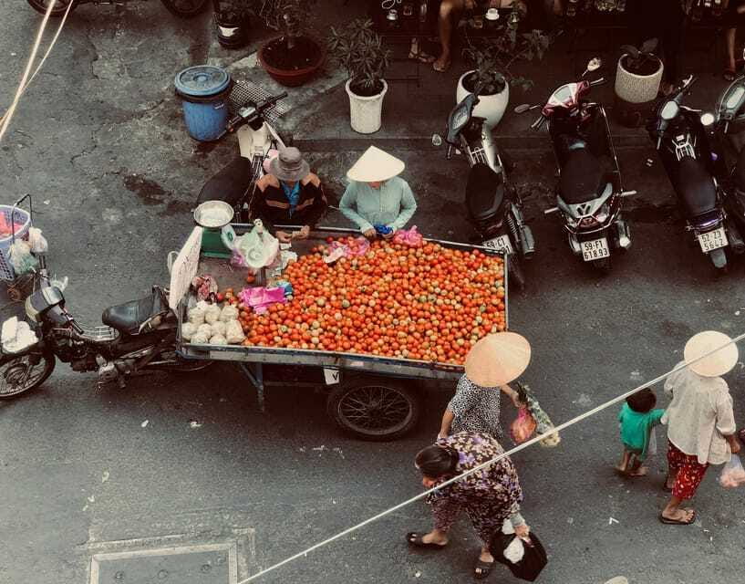 Saigon Local Sightseeing Walking Tour - Fresh flower market: sensory context and local timing