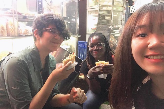 Saigon local street food-tasting tour - Should you book this Saigon street food tasting tour?