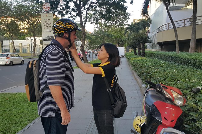 Saigon luxury food tour on motorbike with 10 authentic dishes - The 6:30 pm schedule across five districts (and how long you’ll be riding)