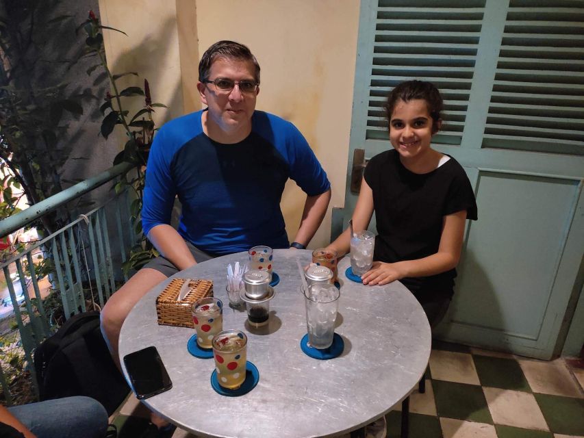 Saigon: Night Sightseeing And Street Food Tour By Vespa - Guide Quality and Scooter Safety: Names That Show Up for a Reason