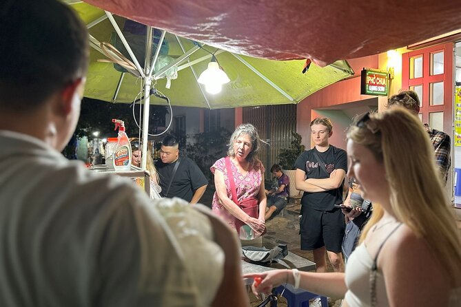 Saigon Night Walking Food Tour - 100% No Tourist - From Grilled Street Snacks to Hue Specialties: The Main Eating Stretch