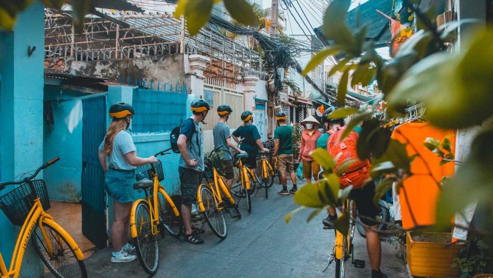 Saigon Off-the-Beaten Path-Cycling Tour in Ho Chi Minh City - District 4: Saigon Reborn and the turn from gangland to street life