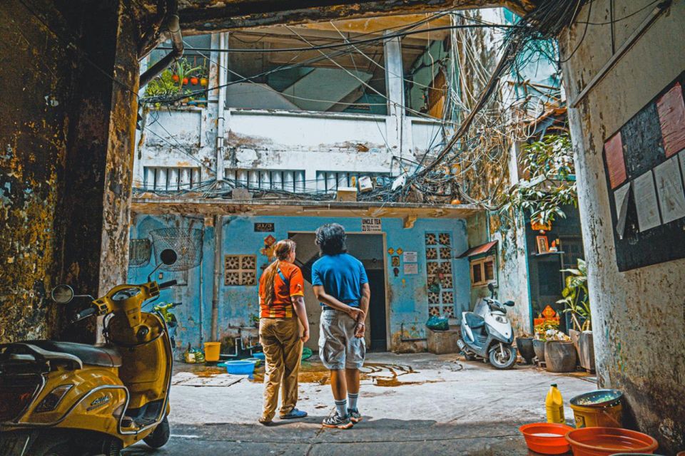 Saigon Off-the-Beaten Path-Cycling Tour in Ho Chi Minh City - The guide factor: conversation beats checklists