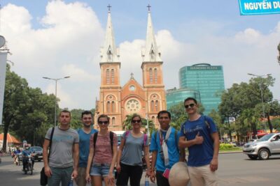 Saigon: Private Half-Day Car Tour of Ho Chi Minh City - Ben Thanh Market: your quick orientation and first good photos