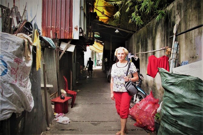Saigon Slum tour, Chillspots tour by scooter | Female driver - What you actually learn in the neighborhoods