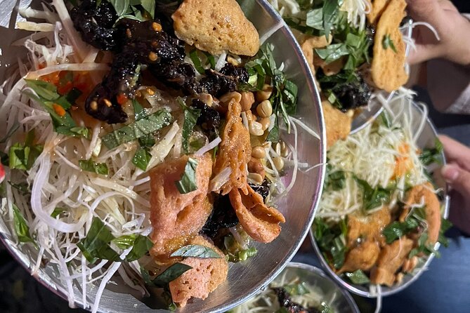 Saigon Street Food By Night - Foodie City Private Tour With Local Guide - Who Should Book This Street Food Night Tour