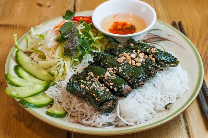 Saigon Street Food Safari by US Army Jeep - Stop 2: Nguyen Thien Thuat apartment blocks—food close to home