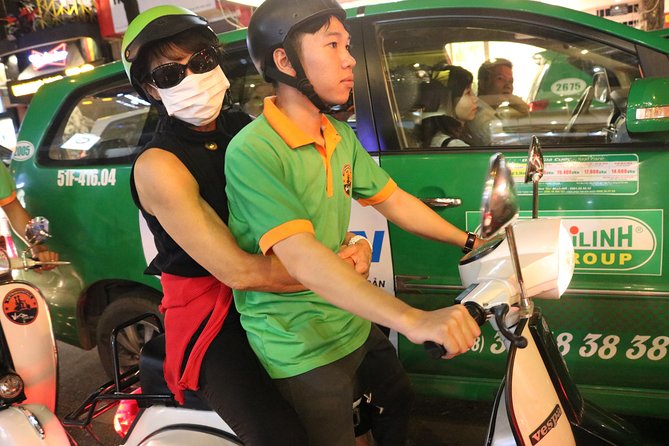 Saigon Vespa By Night Street Food Tour 4,5 Hours - Start point and timing: the 6:00 PM to 10:00 PM rhythm