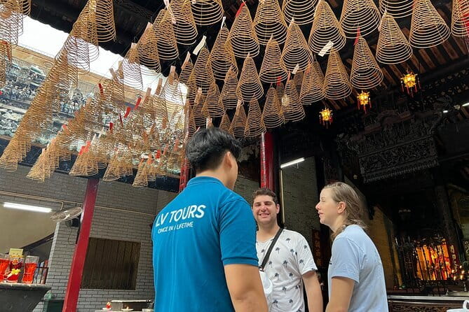 Spring Private Saigon Tour: Highlights & Hidden Gems, and More! - Markets, aunties shopping, and how local life actually looks