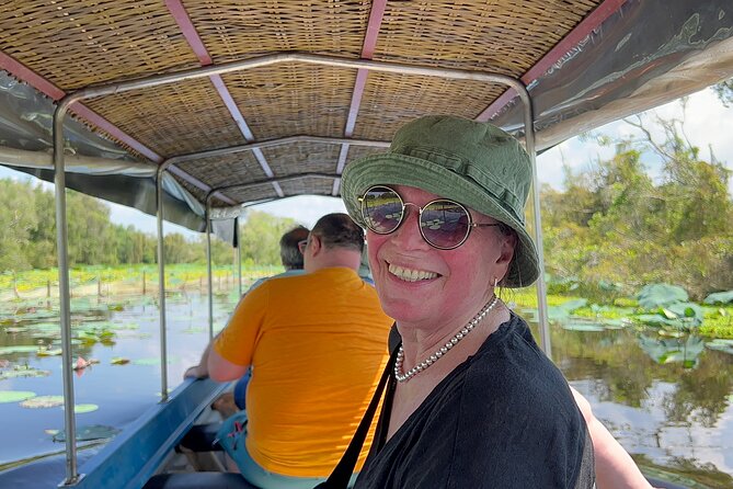Tan Lap Floating Village Authentic Mekong Delta Nature Tour - Lang Noi Tan Lap: Machine Boat Through the Melaleuca Area