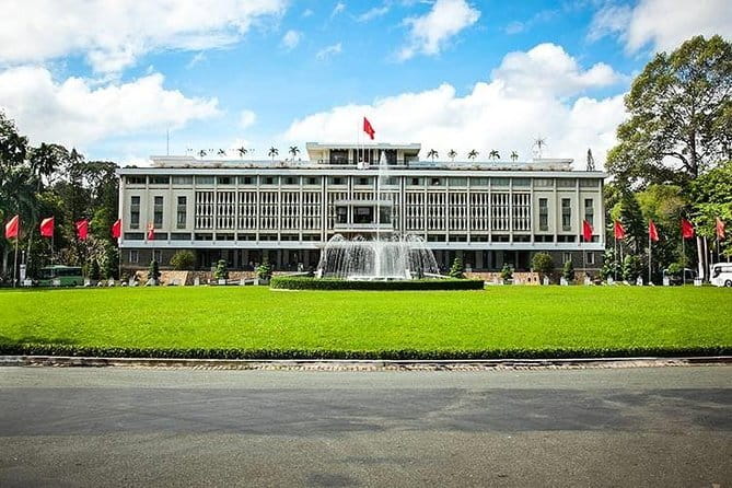 The Best of Saigon: Private City Tour (Flexible Day & Half-Day) - How this private half-day tour fits Saigon time-wise