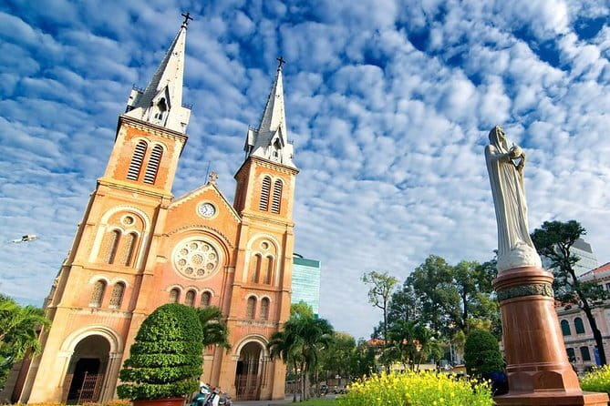 The Best of Saigon: Private City Tour (Flexible Day & Half-Day) - Dai Viet lacquerware factory stop (30 minutes): Vietnam craft with a purpose