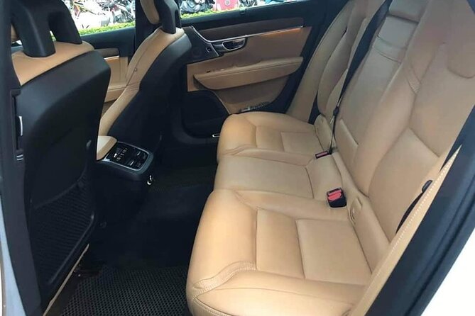 (TOP) Private car: Ho Chi Minh Airport (SGN) from/to HCM center - Comfort and space: what private means when you’ve got bags